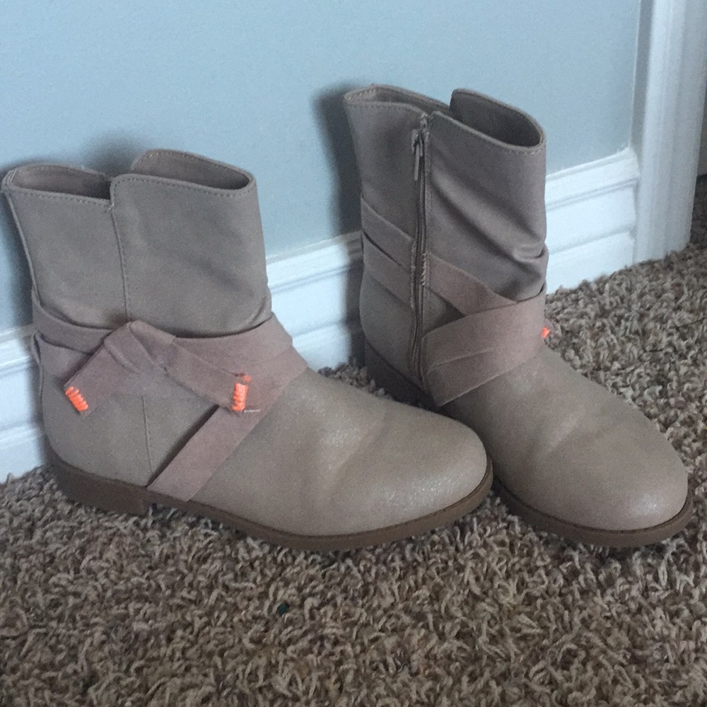 boots